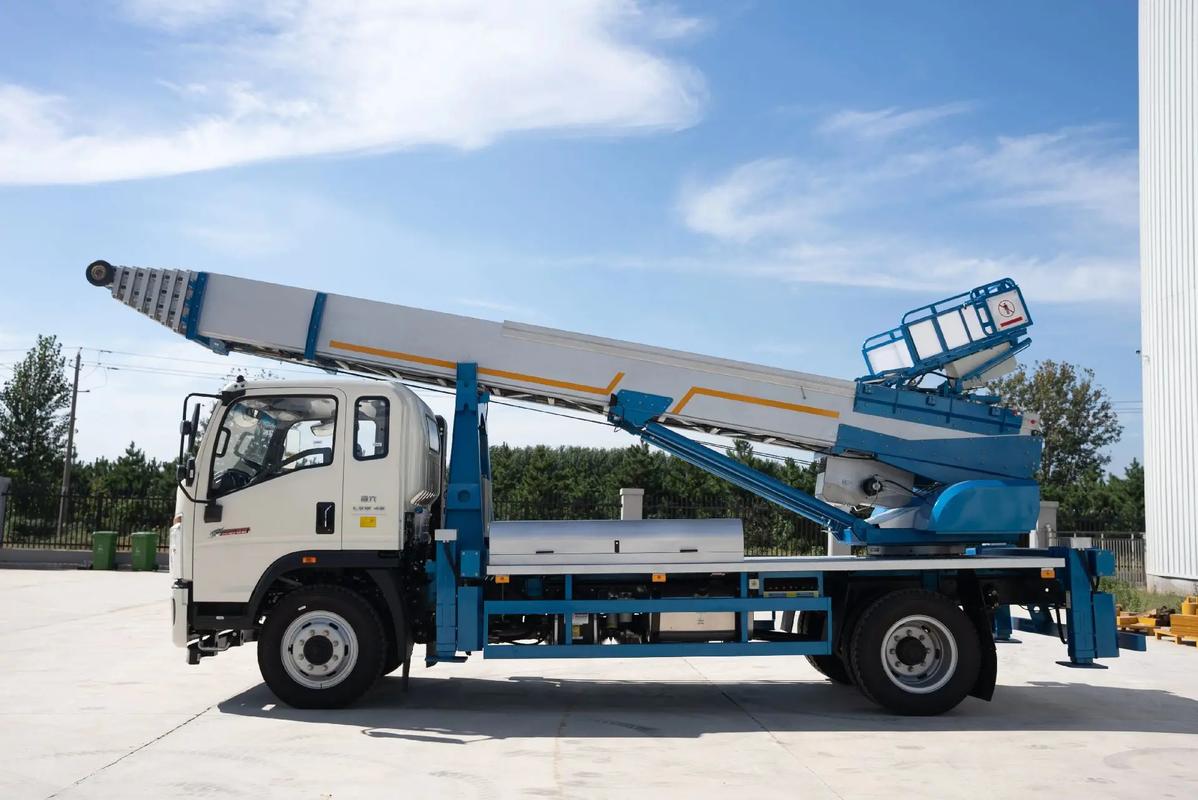 寿宁县云梯上料车租赁费用