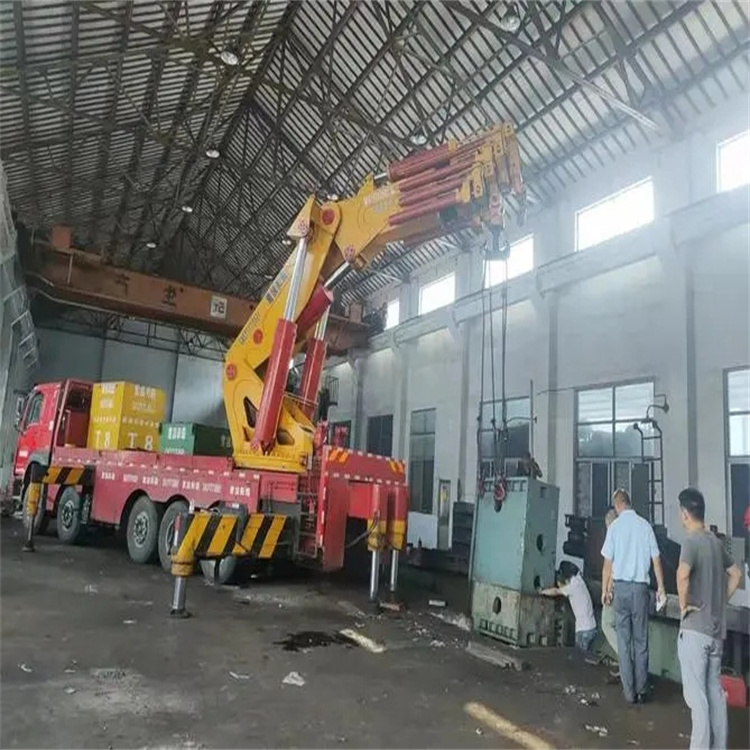 寿宁县山区地形租赁哪种吊车最合适？